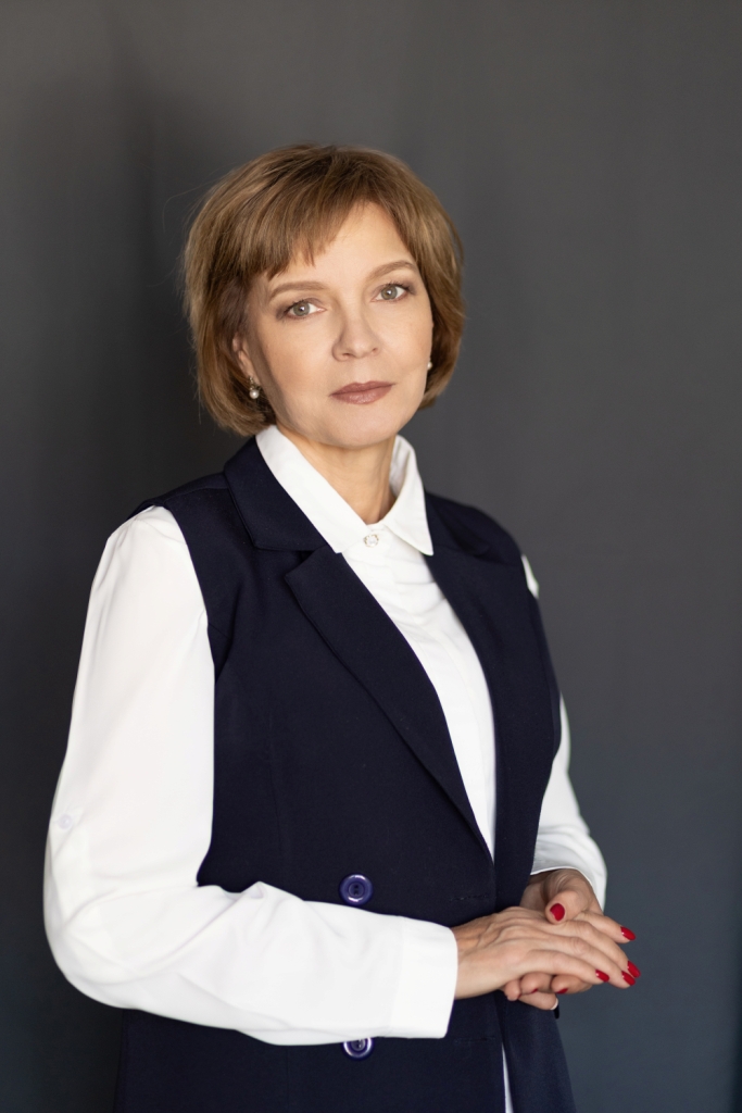 Соколова Елена Николаевна.